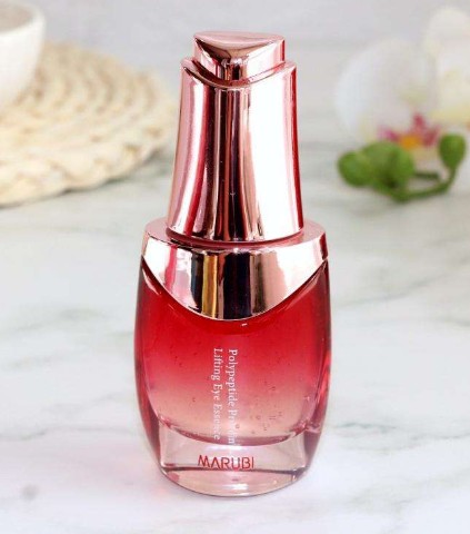 眼霜與眼精華有什么區別