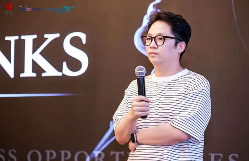 小紅書商業部國貨美護平臺專家弗萊